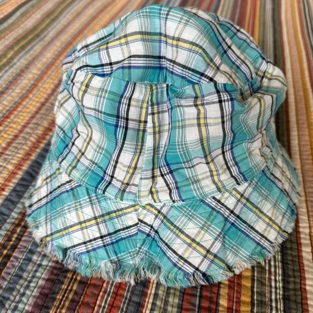 Old Navy Kids Bucket Hat Reversible Khaki & Blue Plaid Large